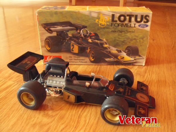 Schuco  Lotus JPS F1 
